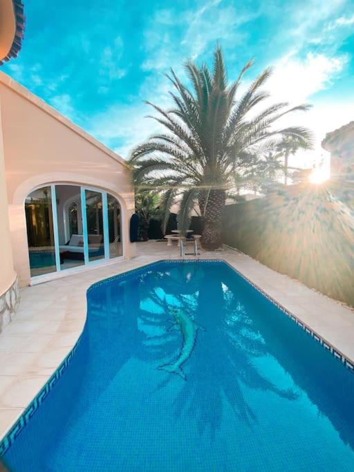 Impresionante Villa Con Piscina - Oliva Nova Esterno foto